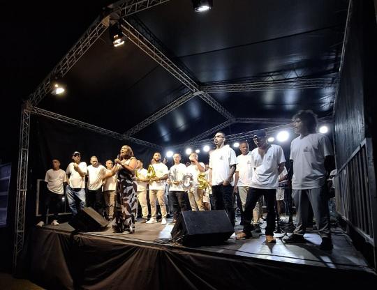 Casa de Maquir realiza lindo culto de gratidão pelos 10 anos do projeto